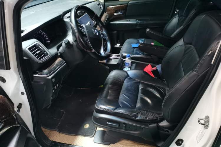 Used Honda Odyssey 2015 2.4L Smart Edition Left Front Seat