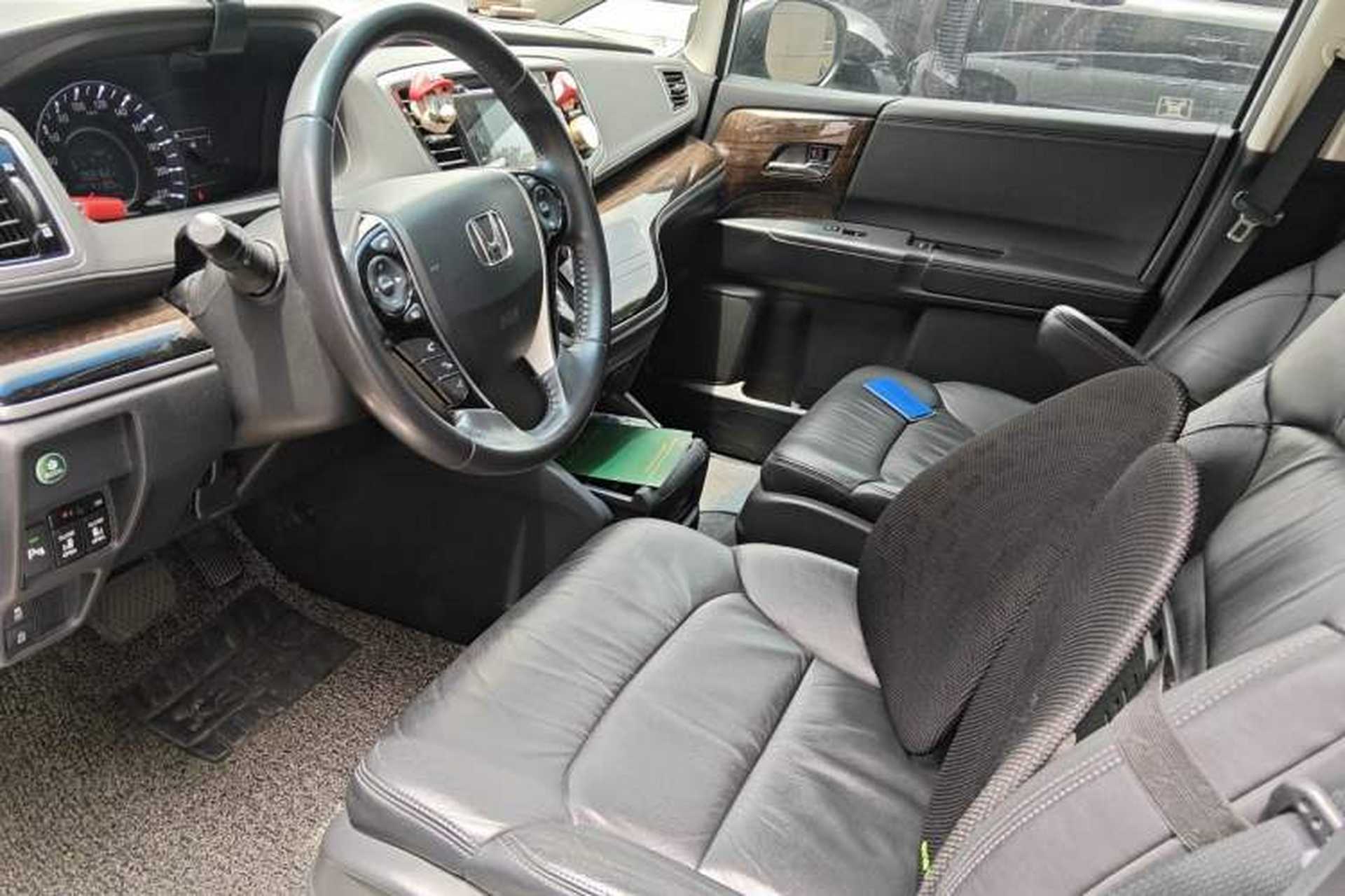 Used Honda Odyssey 2015 Updated Version 2.4L Smart Edition Left Front Seat