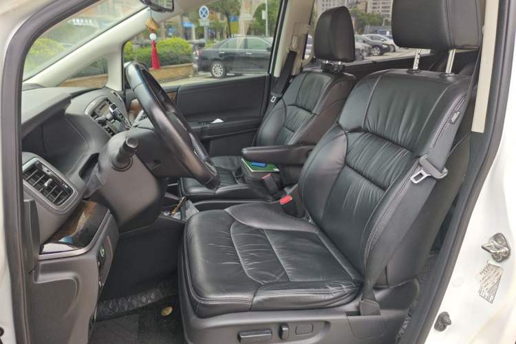 Used Honda Odyssey 2015 2.4L Prestige Edition Left Front Seat