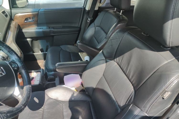 Used Honda Odyssey 2015 Updated Version 2.4L Smart Edition Left Front Seat