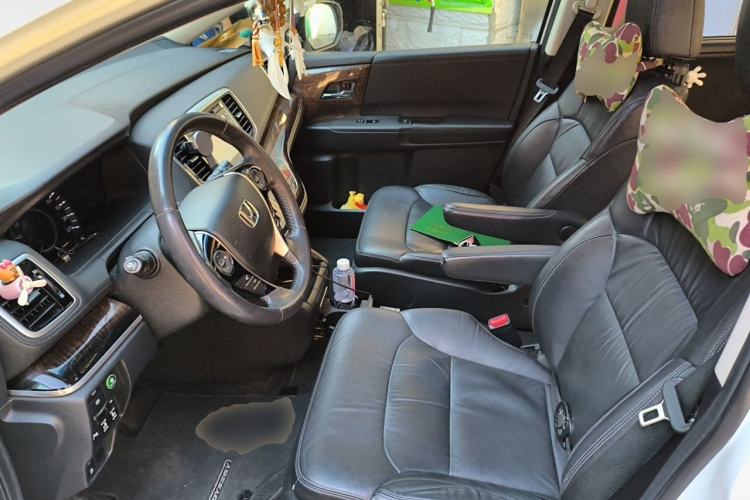 Used Honda Odyssey 2015 2.4L Supreme Edition Left Front Seat