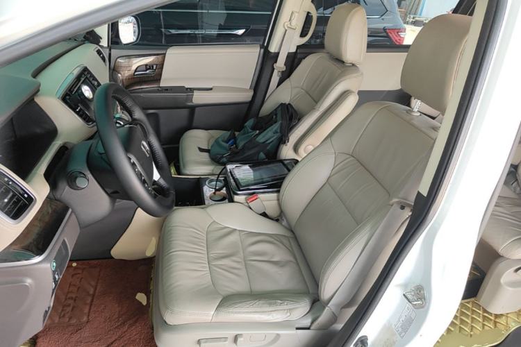 Used Honda Odyssey 2015 Revised 2.4L Luxury Edition Left Front Seat