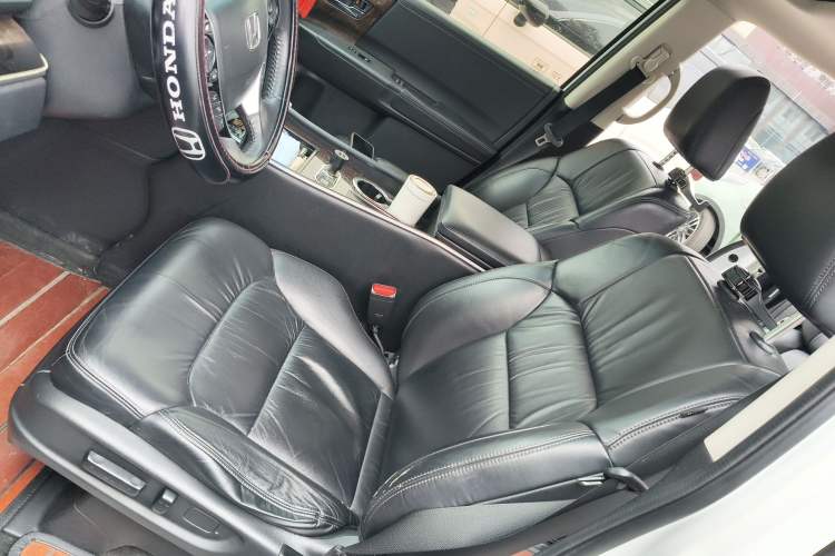 Used Honda Odyssey 2015 2.4L Prestige Edition Left Front Seat