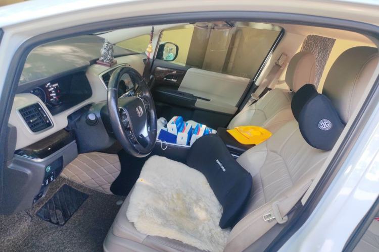 Used Honda Odyssey 2015 Updated Version 2.4L Smart Edition Left Front Seat