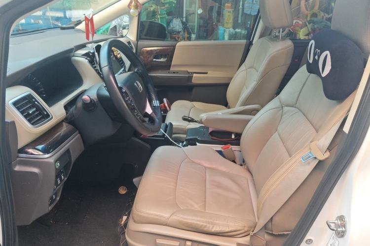 Used Honda Odyssey 2015 2.4L Luxury Edition Left Front Seat