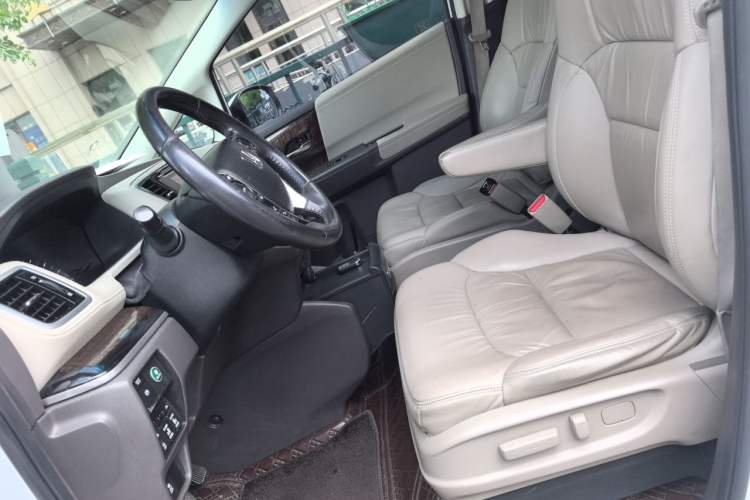 Used Honda Odyssey 2015 2.4L Prestige Edition Left Front Seat
