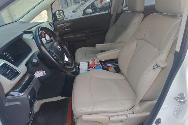 Used Honda Odyssey 2015 2.4L Comfort Edition Left Front Seat