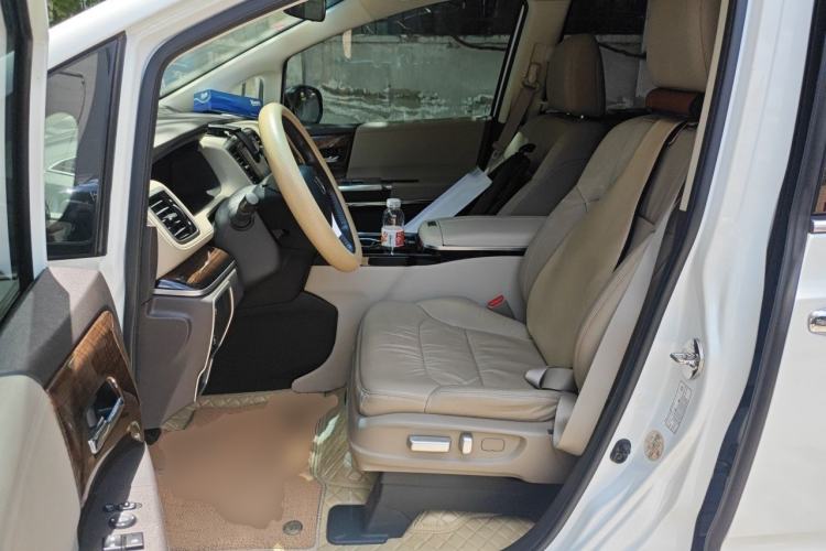 Used Honda Odyssey 2015 Updated Version 2.4L Smart Edition Left Front Seat