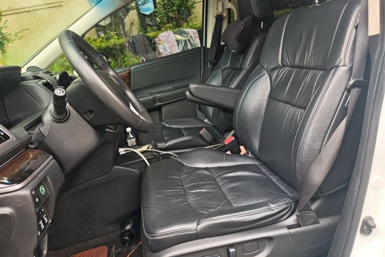 Used Honda Odyssey 2015 2.4L Supreme Edition Left Front Seat