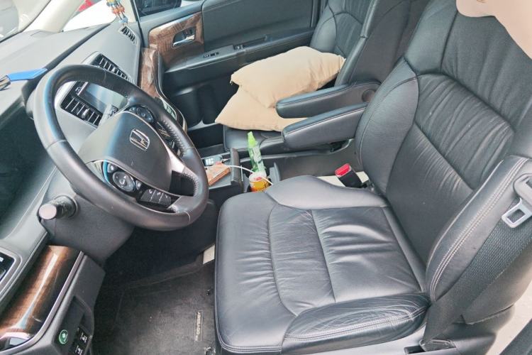 Used Honda Odyssey 2015 Updated Version 2.4L Smart Edition Left Front Seat