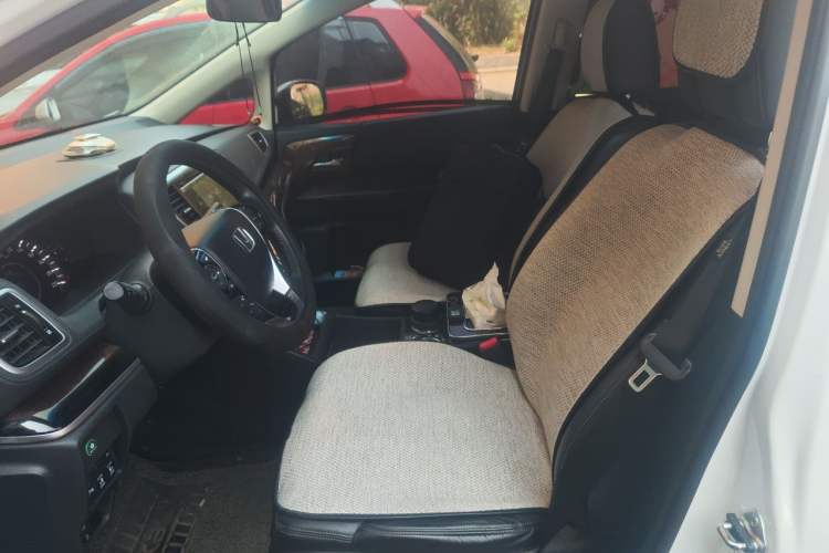 Used Honda Odyssey 2015 Updated Version 2.4L Smart Edition Left Front Seat