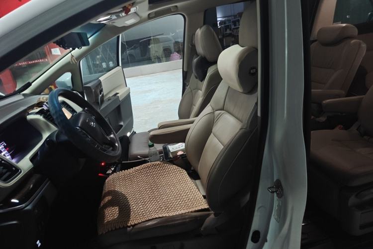 Used Honda Odyssey 2015 Updated Version 2.4L Smart Edition Left Front Seat