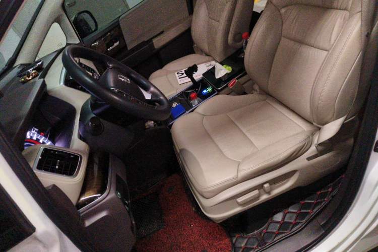 Used Honda Odyssey 2015 Revised 2.4L Luxury Edition Left Front Seat