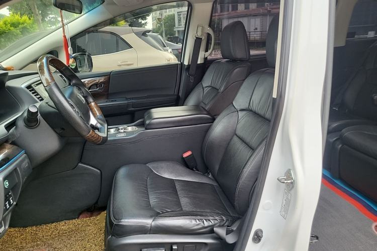 Used Honda Odyssey 2015 Updated Version 2.4L Smart Edition Left Front Seat