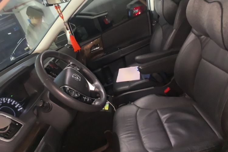 Used Honda Odyssey 2015 Updated Version 2.4L Smart Edition Left Front Seat