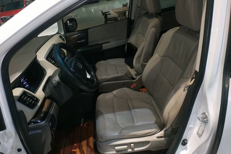 Used Honda Odyssey 2015 Revised 2.4L Luxury Edition Left Front Seat