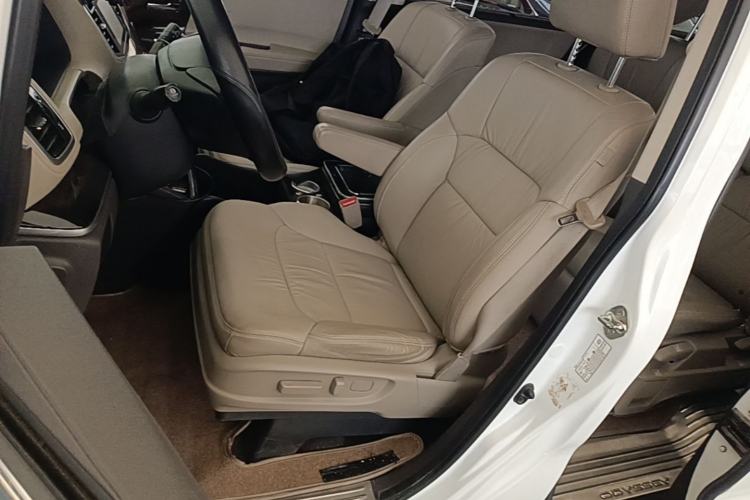 Used Honda Odyssey 2015 2.4L Prestige Edition Left Front Seat