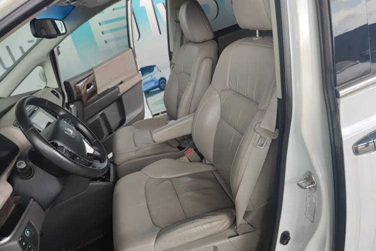 Used Honda Odyssey 2015 2.4L Supreme Edition Left Front Seat