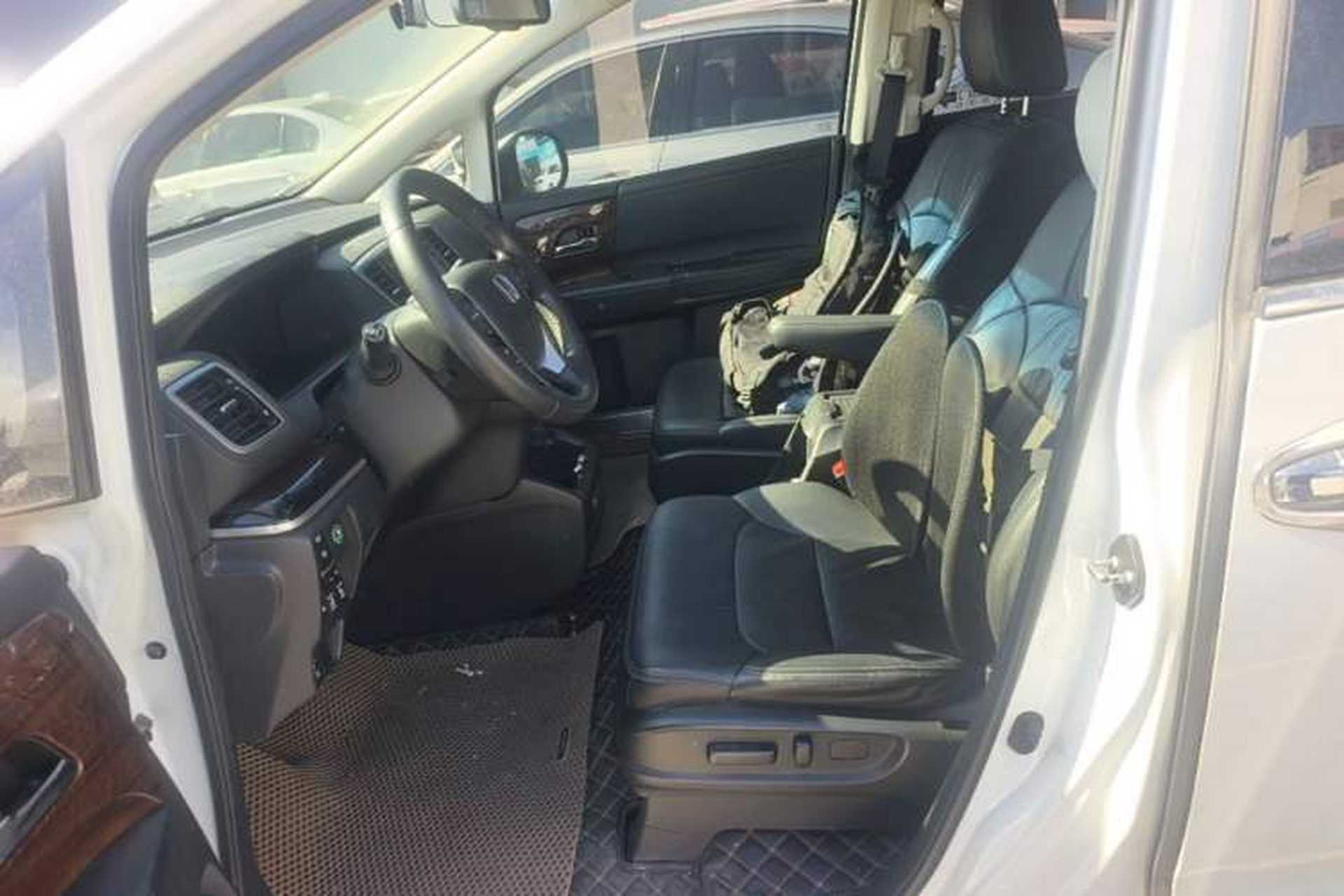 Used Honda Odyssey 2015 Revised Version 2.4L Supreme Edition Left Front Seat