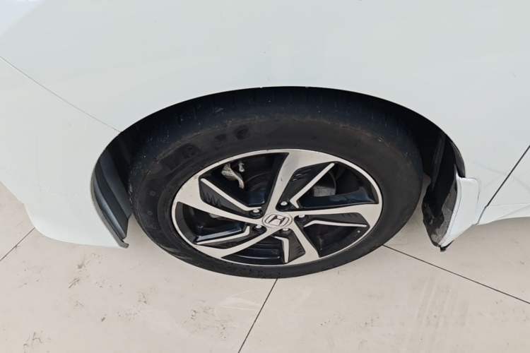 Used Honda Odyssey 2015 Revised 2.4L Luxury Edition Left Front Wheel Hub