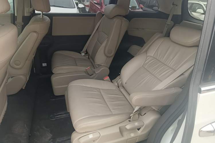 Used Honda Odyssey 2015 2.4L Luxury Edition Left Rear Seat