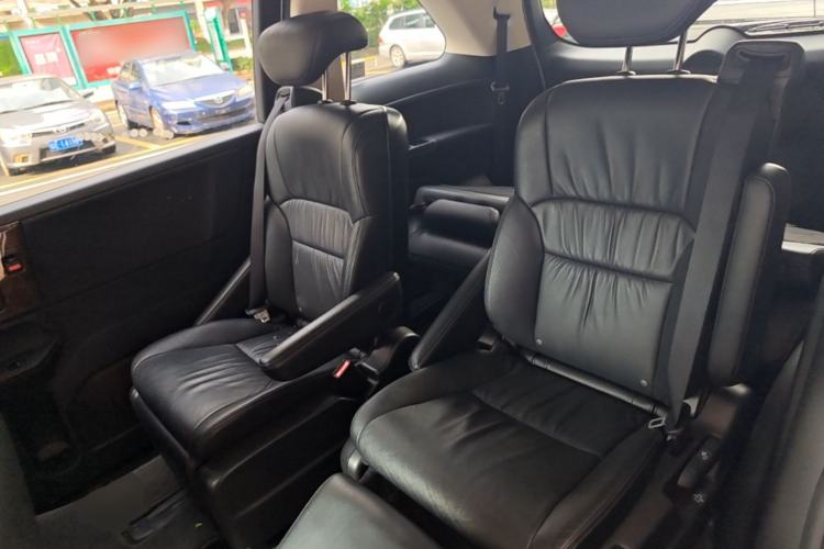 Used Honda Odyssey 2015 Updated Version 2.4L Smart Edition Left Rear Seat
