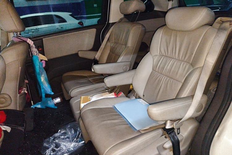 Used Honda Odyssey 2015 Revised 2.4L Luxury Edition Left Rear Seat