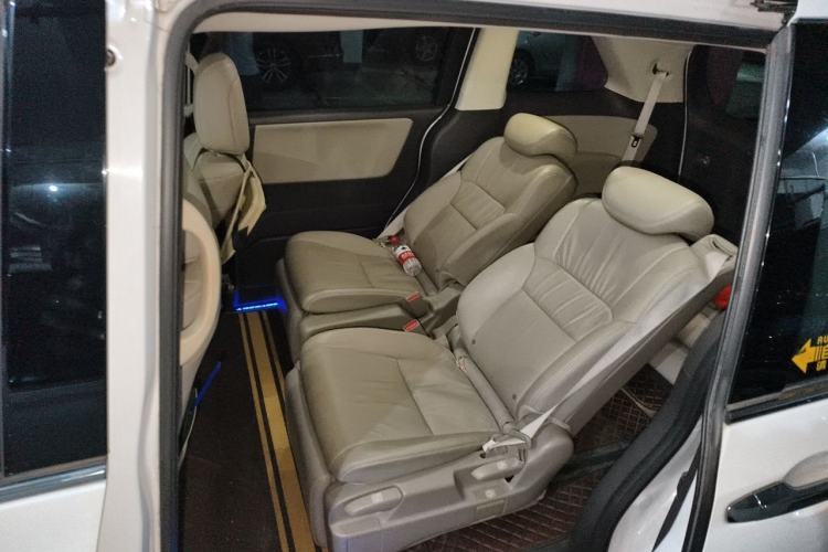 Used Honda Odyssey 2015 2.4L Luxury Edition Left Rear Seat