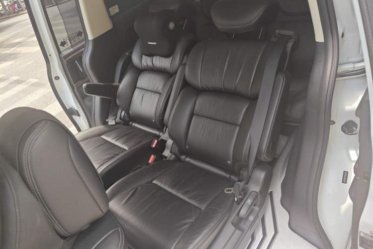 Used Honda Odyssey 2015 2.4L Supreme Edition Left Rear Seat