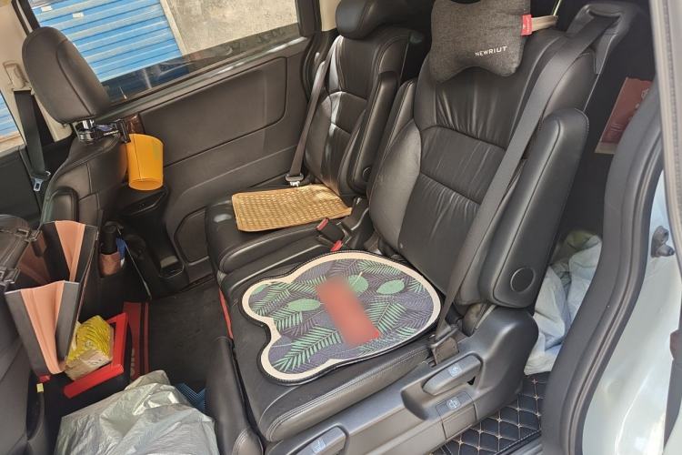 Used Honda Odyssey 2015 Updated Version 2.4L Smart Edition Left Rear Seat