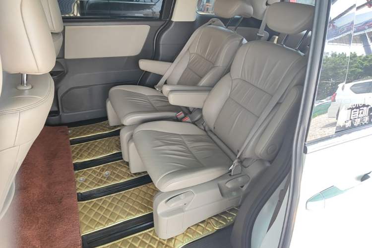 Used Honda Odyssey 2015 Revised 2.4L Luxury Edition Left Rear Seat