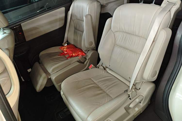 Used Honda Odyssey 2015 2.4L Smart Edition Left Rear Seat