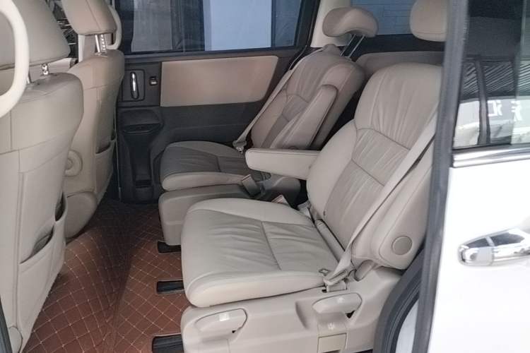 Used Honda Odyssey 2015 Revised 2.4L Luxury Edition Left Rear Seat