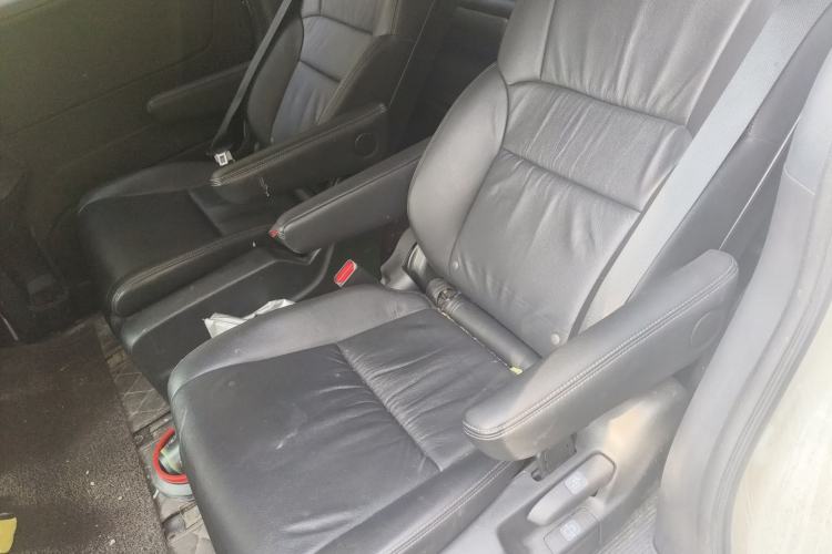 Used Honda Odyssey 2015 Updated Version 2.4L Smart Edition Left Rear Seat