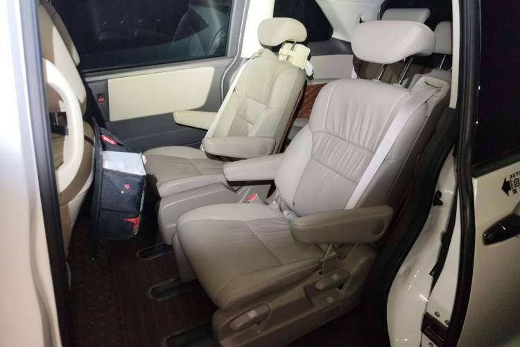 Used Honda Odyssey 2015 Revised 2.4L Luxury Edition Left Rear Seat