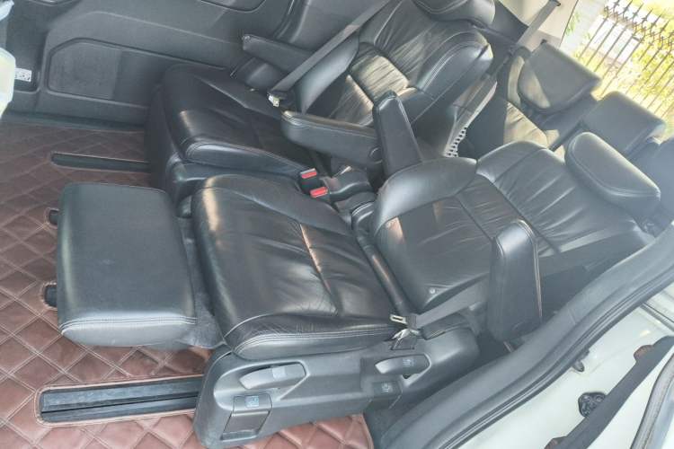 Used Honda Odyssey 2015 2.4L Smart Edition Left Rear Seat