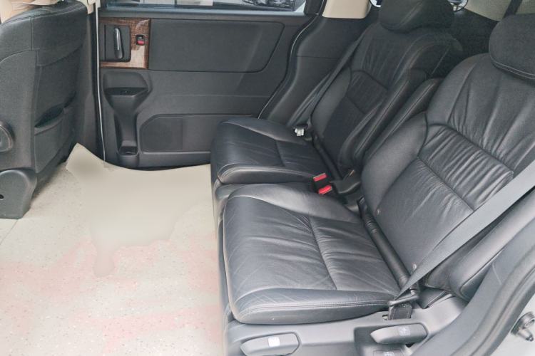 Used Honda Odyssey 2015 Updated Version 2.4L Smart Edition Left Rear Seat