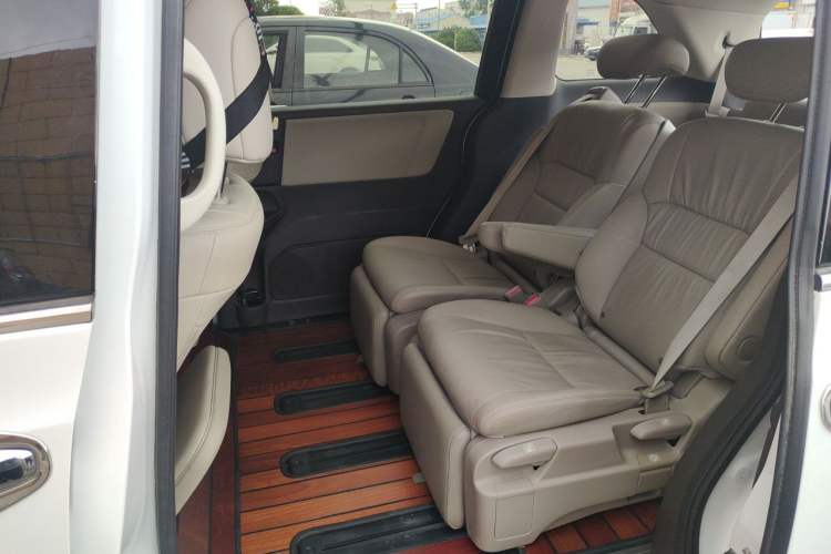 Used Honda Odyssey 2015 Revised 2.4L Luxury Edition Left Rear Seat