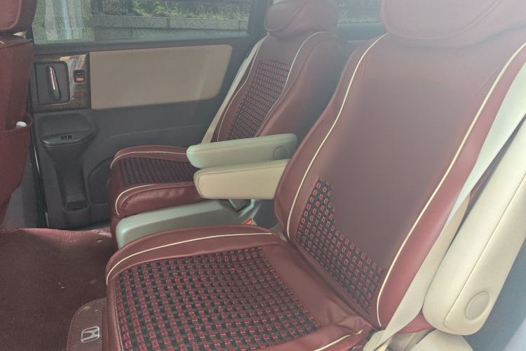 Used Honda Odyssey 2015 Updated Version 2.4L Smart Edition Left Rear Seat