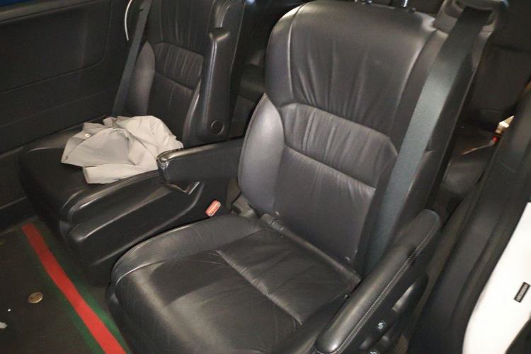 Used Honda Odyssey 2015 Updated Version 2.4L Smart Edition Left Rear Seat