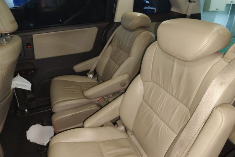 Used Honda Odyssey 2015 Revised 2.4L Luxury Edition Left Rear Seat