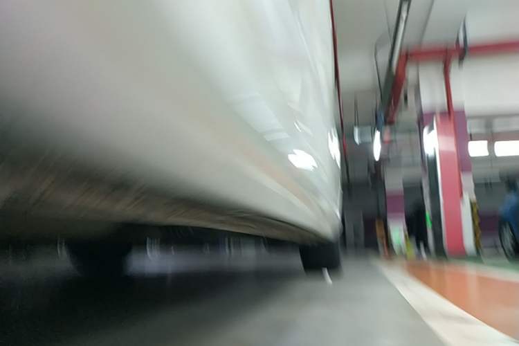 Used Honda Odyssey 2015 2.4L Smart Edition Left Side Sill