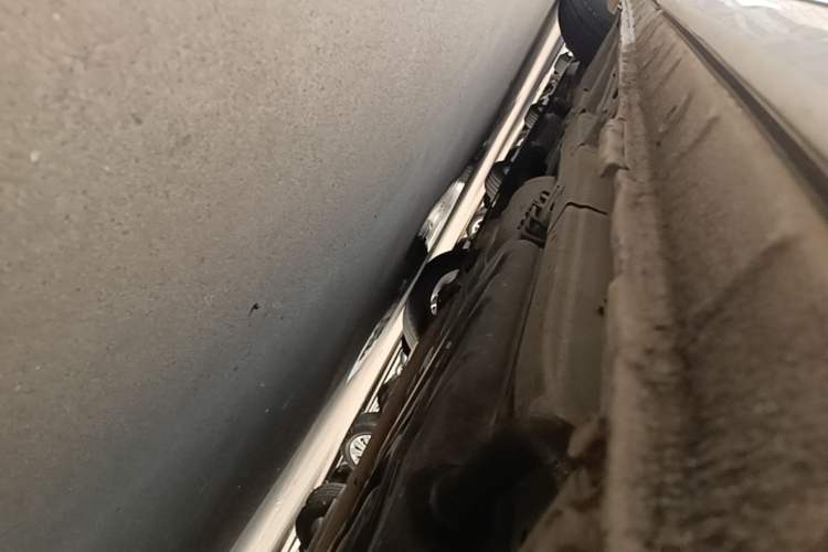Used Honda Odyssey 2015 2.4L Prestige Edition Left Side Sill