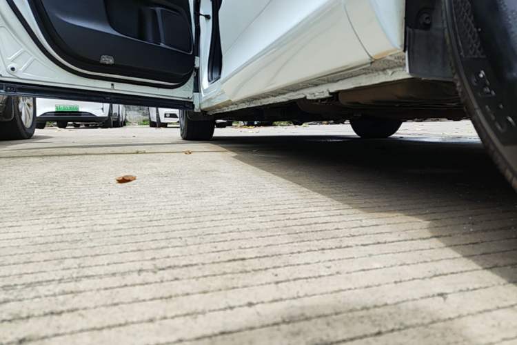 Used Honda Odyssey 2015 2.4L Supreme Edition Left Side Sill