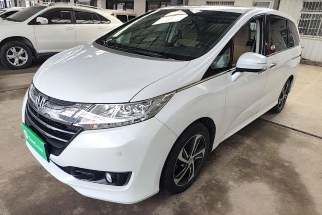 Used Honda Odyssey 2015 Revised Version 2.4L Supreme Edition