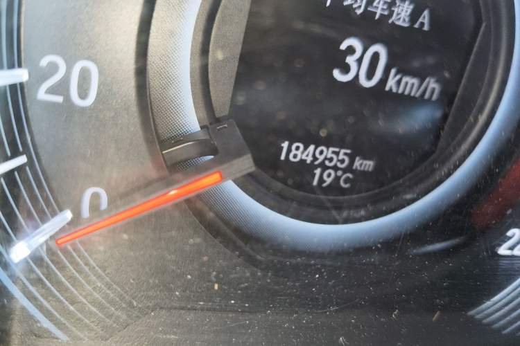 Used Honda Odyssey 2015 2.4L Prestige Edition Odometer Close Up