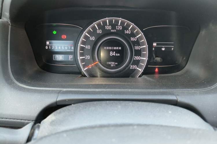 Used Honda Odyssey 2015 Revised Version 2.4L Supreme Edition Odometer Close Up
