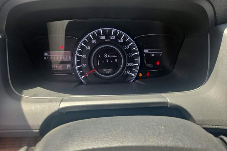 Used Honda Odyssey 2015 Revised Version 2.4L Supreme Edition Odometer Close Up