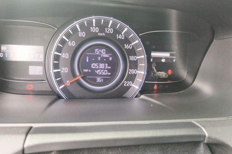 Used Honda Odyssey 2015 Updated Version 2.4L Smart Edition Odometer Close Up