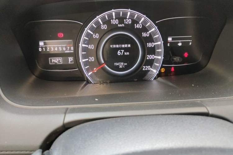 Used Honda Odyssey 2015 Revised Version 2.4L Supreme Edition Odometer Close Up